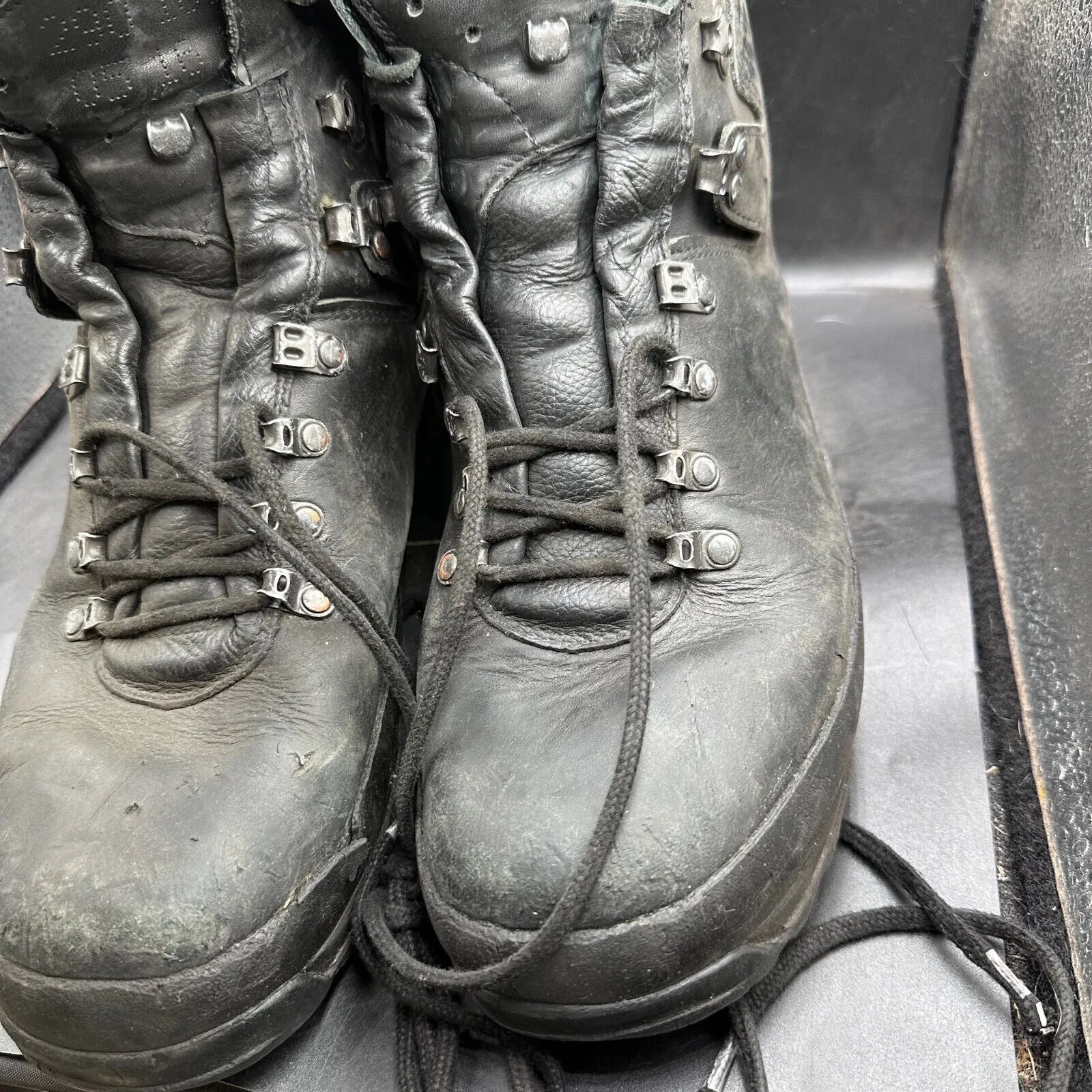 German Army Black Leather Army Heavy Duty Combat Boots Meindl Size EU 45 UK 10.5