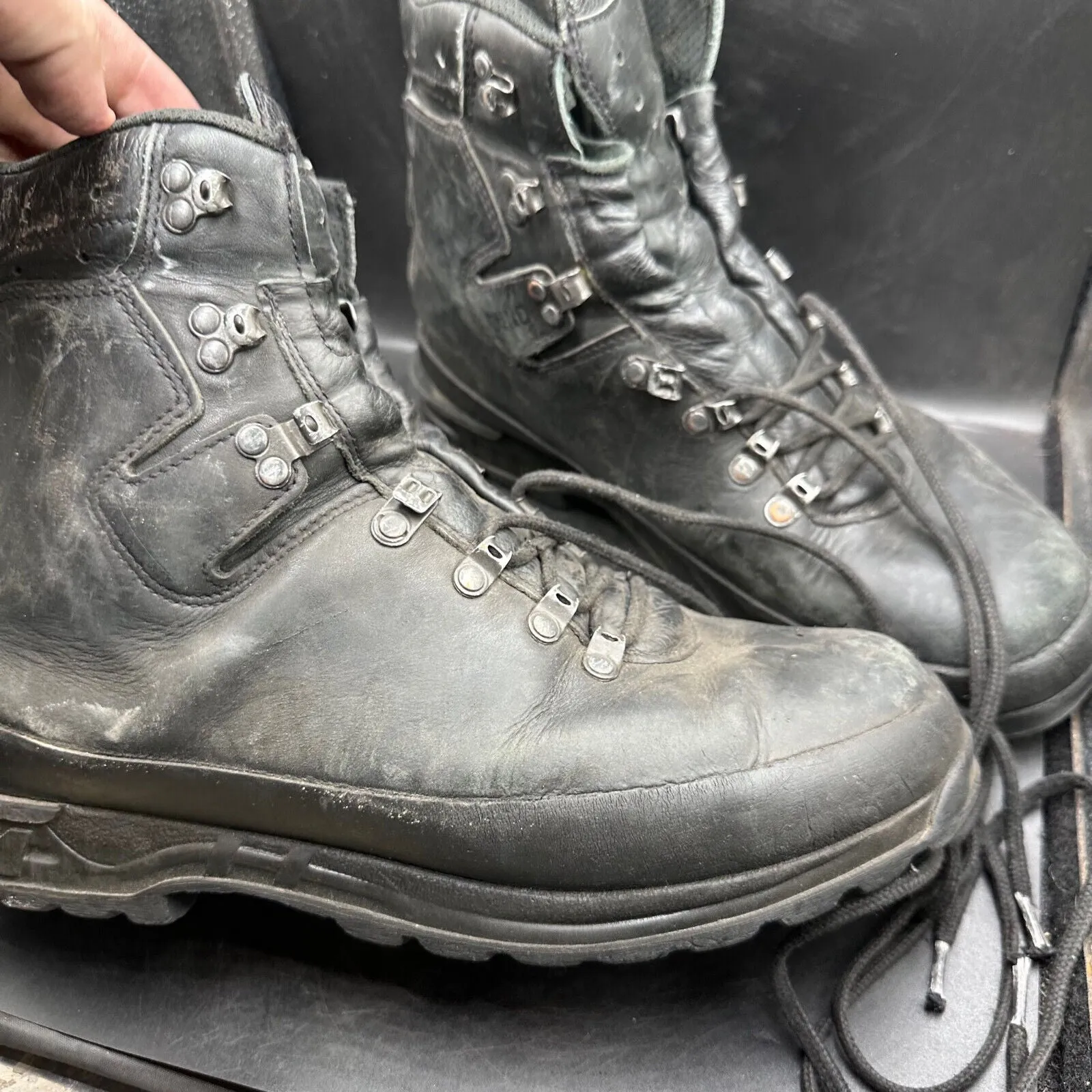 German Army Black Leather Army Heavy Duty Combat Boots Meindl Size EU 45 UK 10.5