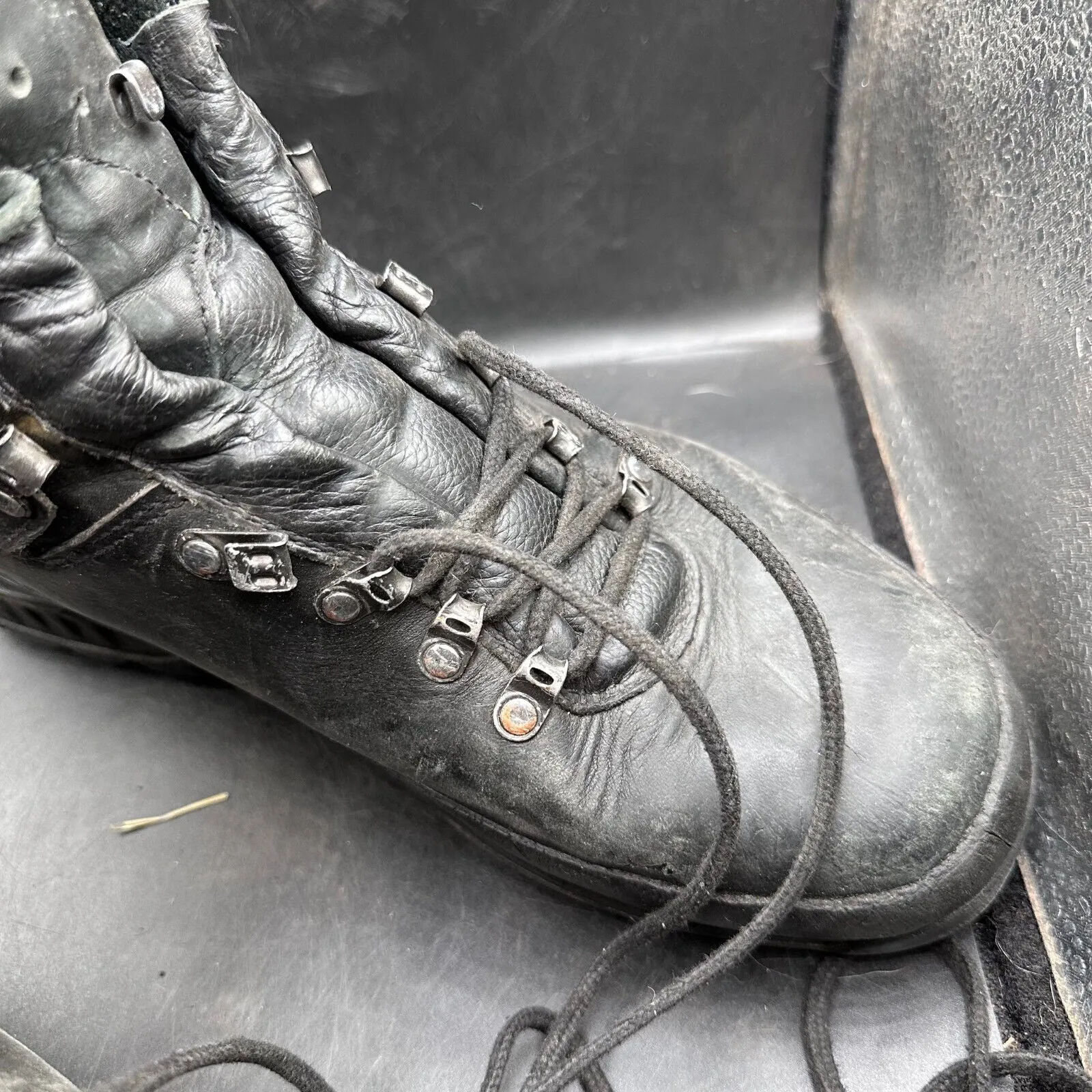 German Army Black Leather Army Heavy Duty Combat Boots Meindl Size EU 45 UK 10.5