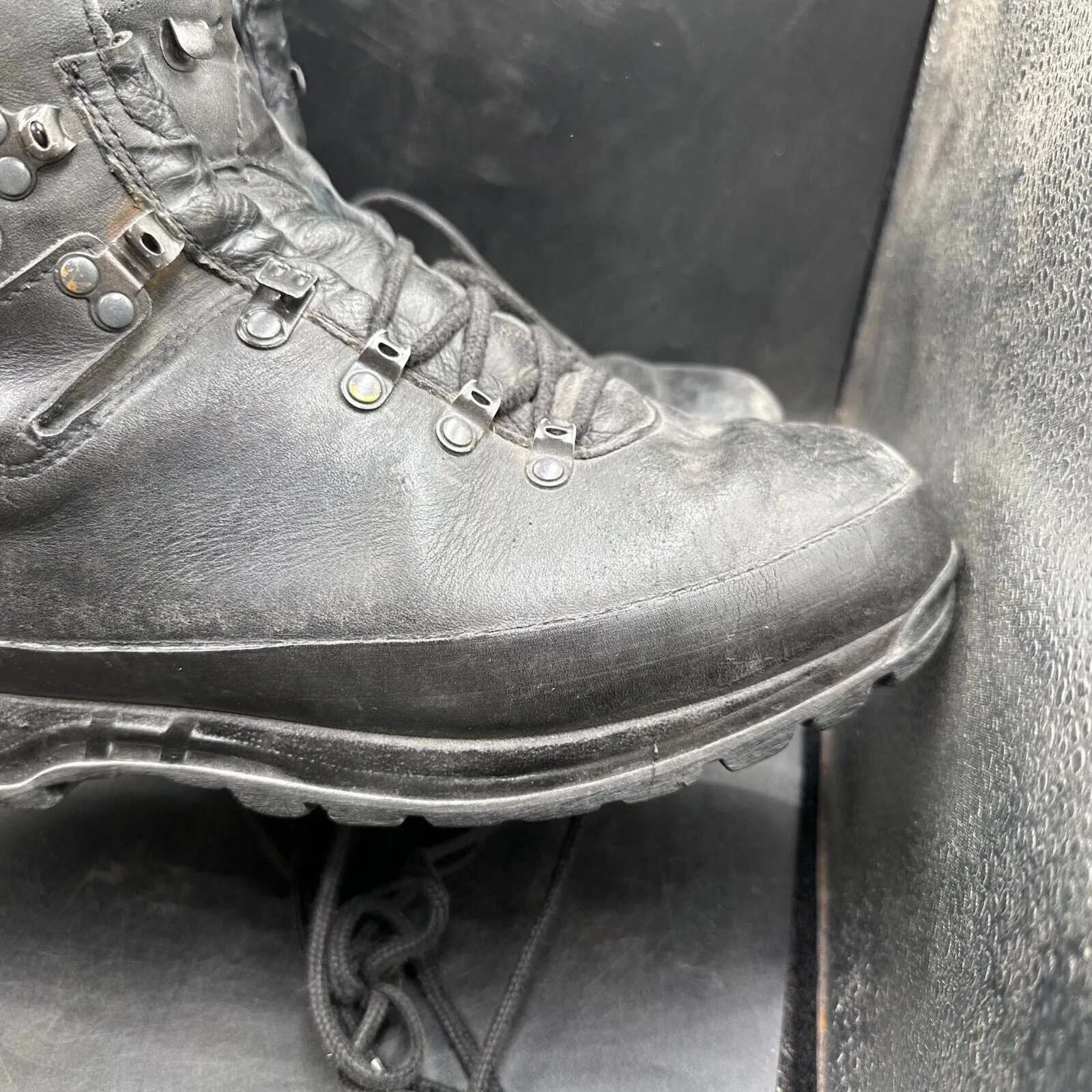 German Army Black Leather Army Heavy Duty Combat Boots Meindl Size EU 45 UK 10