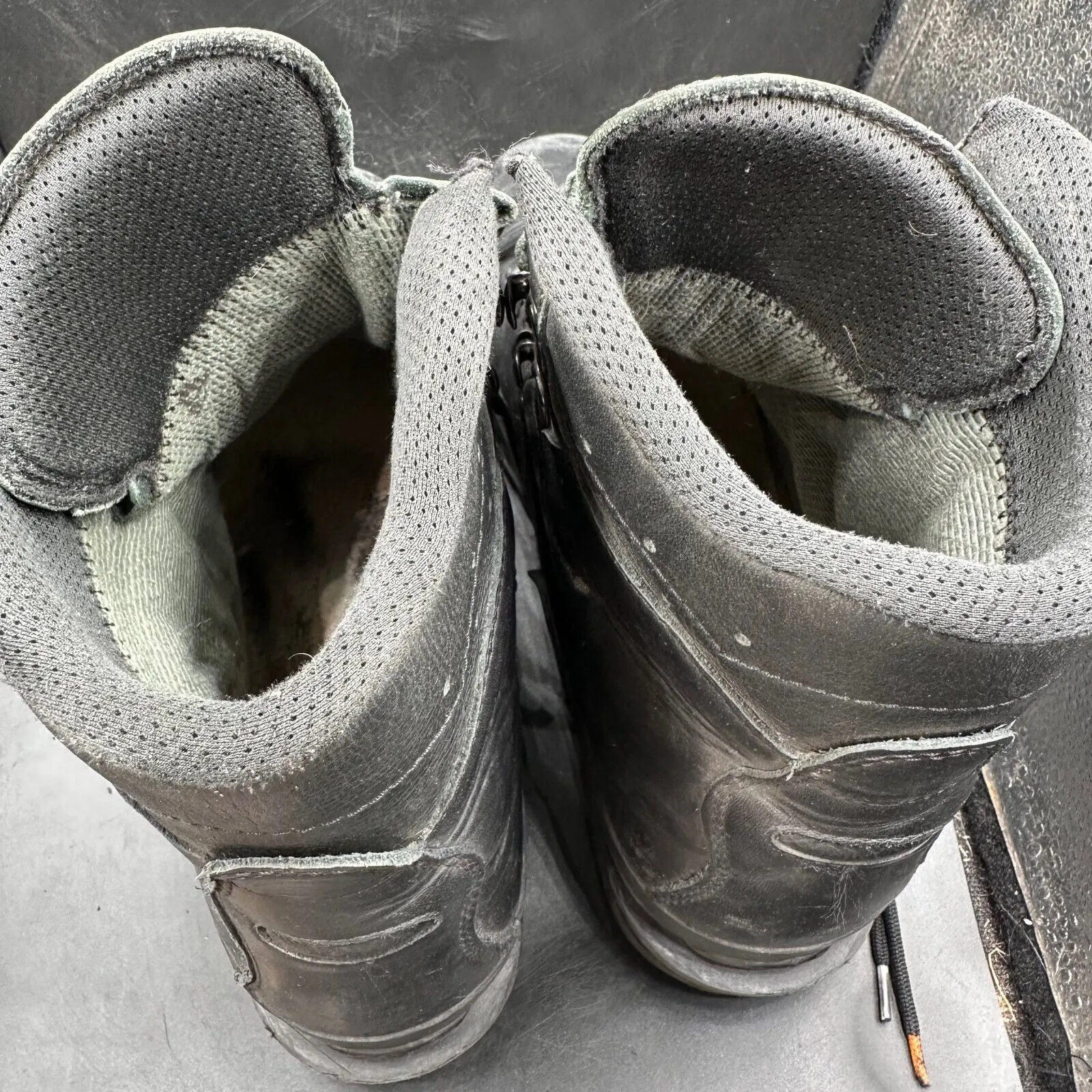 German Army Black Leather Army Heavy Duty Combat Boots Meindl Size EU 47 UK 12