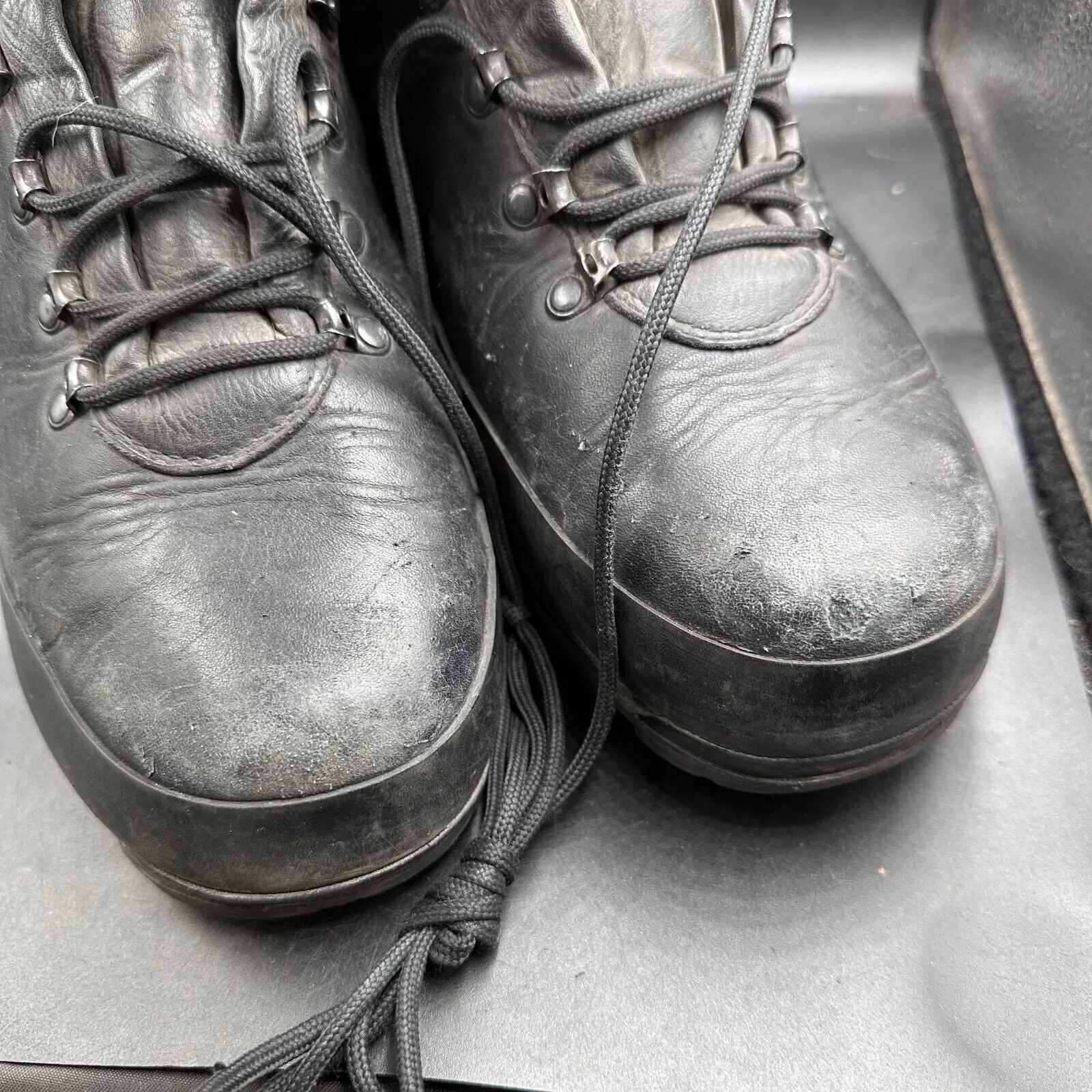 German Army Black Leather Army Heavy Duty Combat Boots Meindl Size EU 47 UK 12