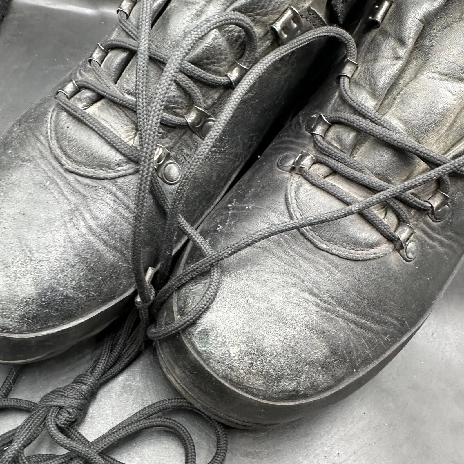 German Army Black Leather Army Heavy Duty Combat Boots Meindl Size EU 47 UK 12