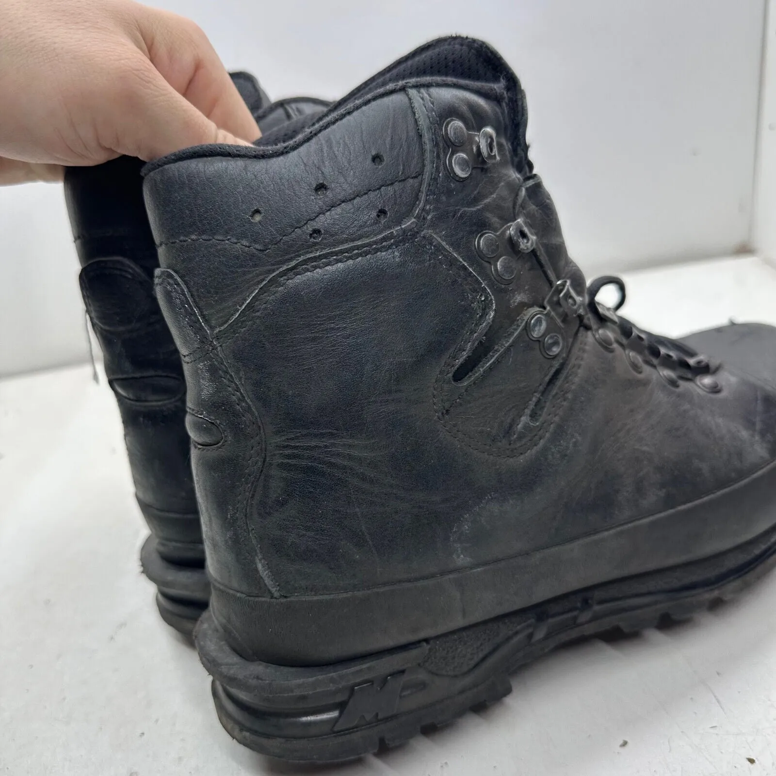 German Army Black Leather Army Heavy Duty Combat Boots Meindl Size EU42.5 UK 8.5