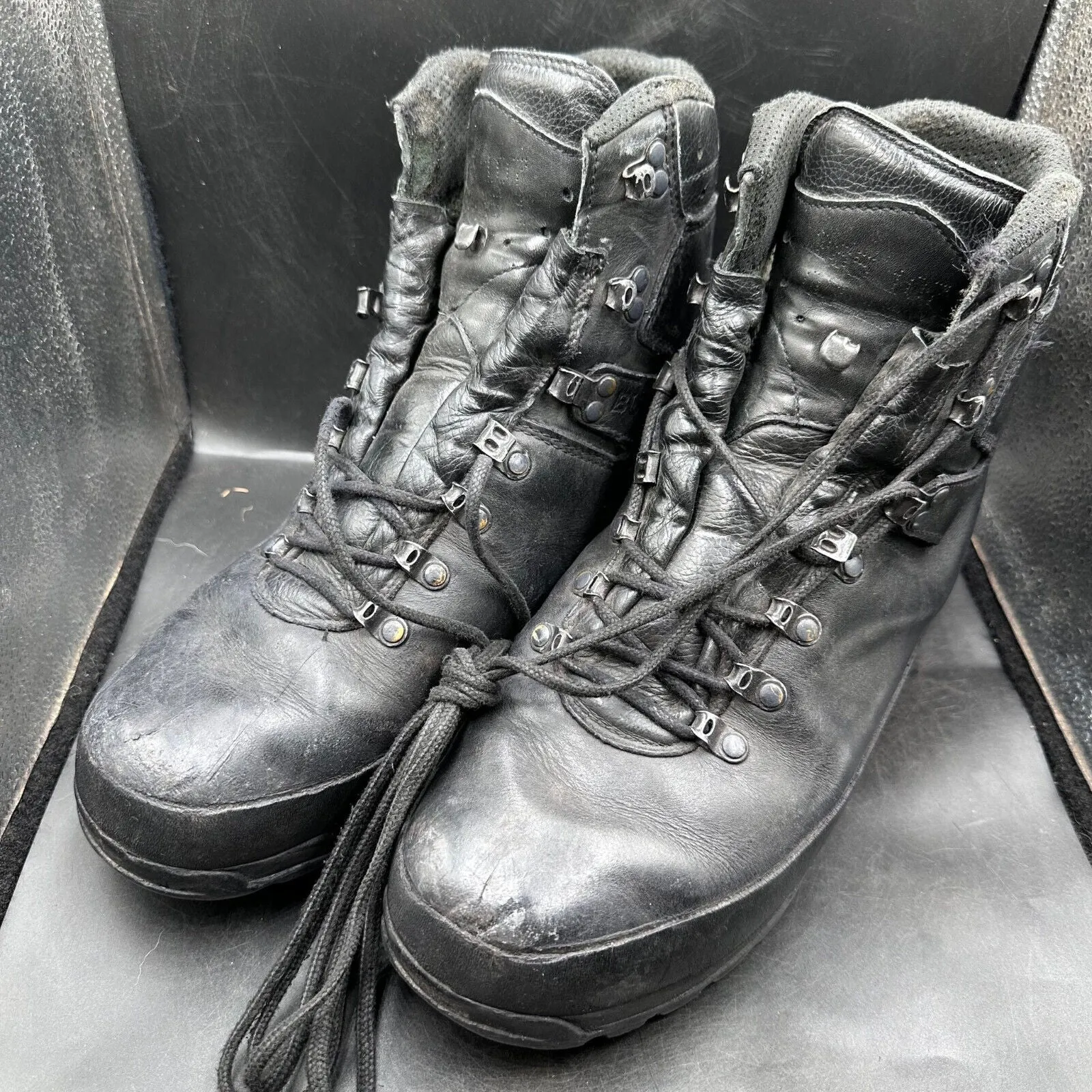 German Army Black Leather Army Heavy Duty Combat Boots Meindl Size EU44.5 UK 10