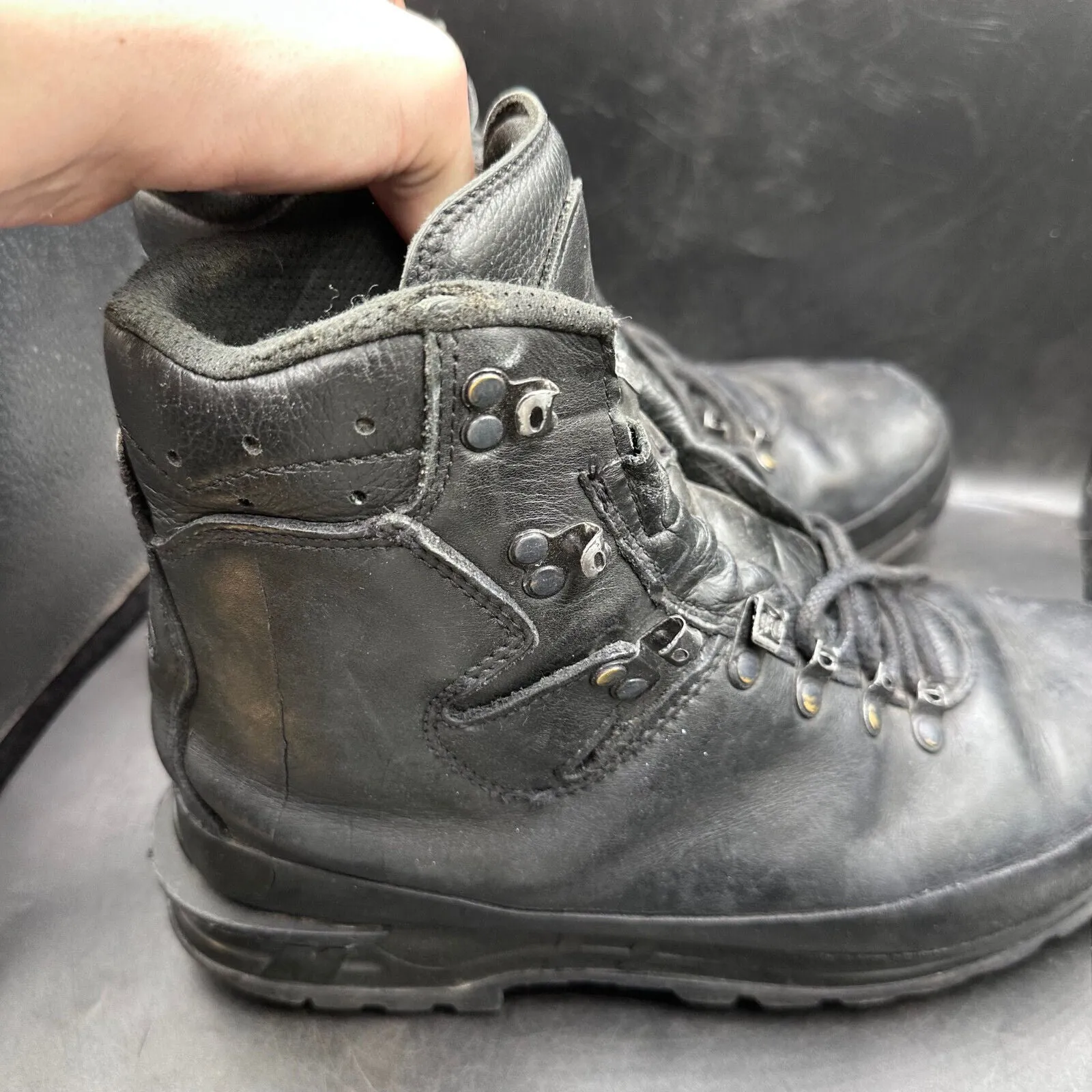 German Army Black Leather Army Heavy Duty Combat Boots Meindl Size EU44.5 UK 10