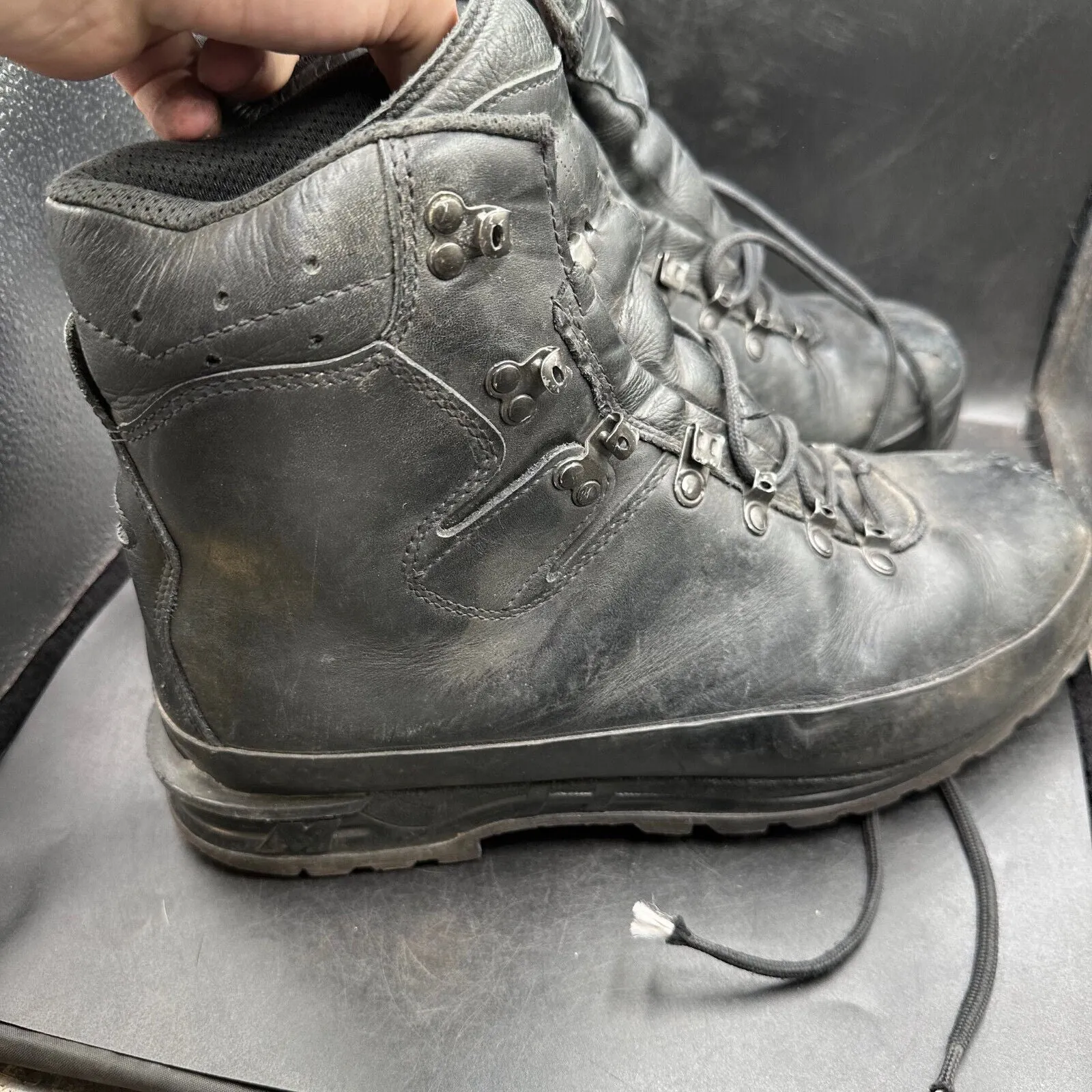 German Army Black Leather Army Heavy Duty Combat Boots Meindl Size EU45.5 UK10.5