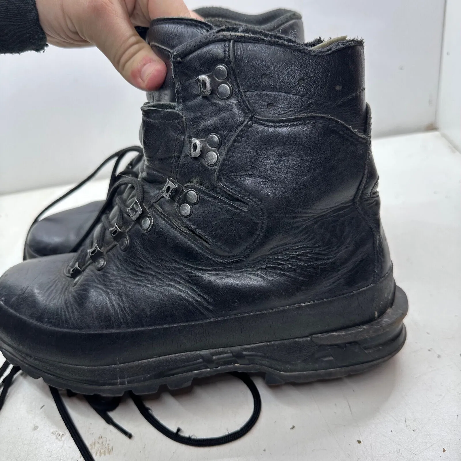 German Army Black Leather Army Heavy Duty Combat Boots - Size EU 43 UK 9