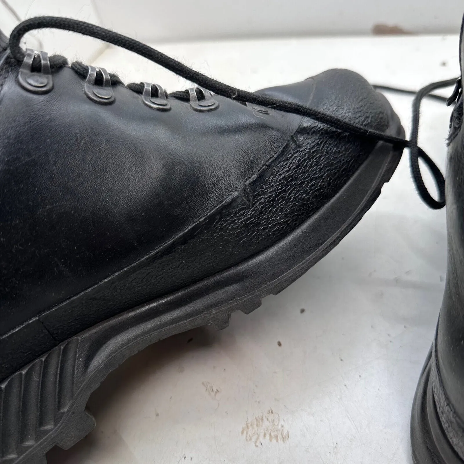 German Army Black Leather Army Heavy Duty Combat Boots - Size EU 43 UK 9