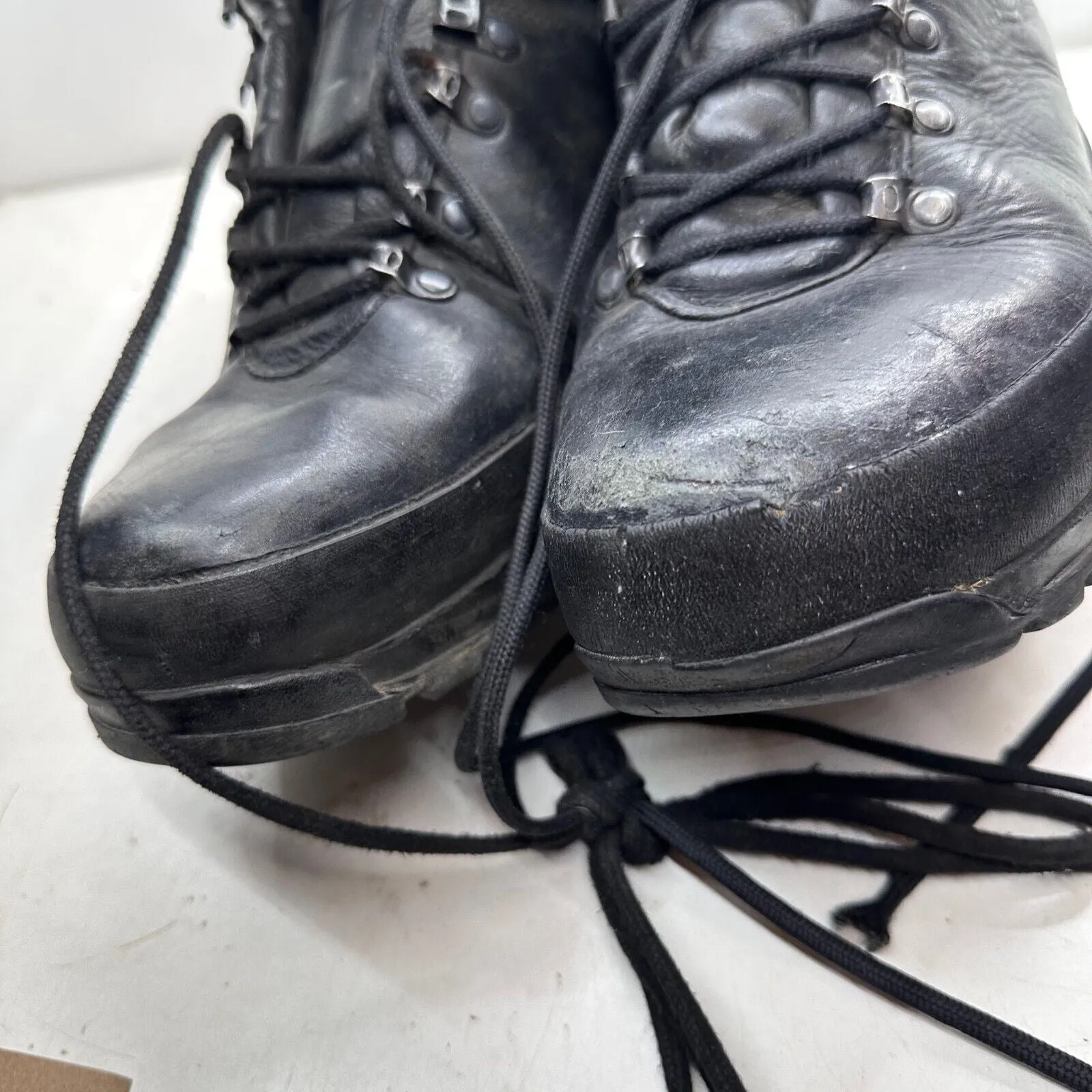 German Army Black Leather Army Heavy Duty Combat Boots - Size EU 43 UK 9