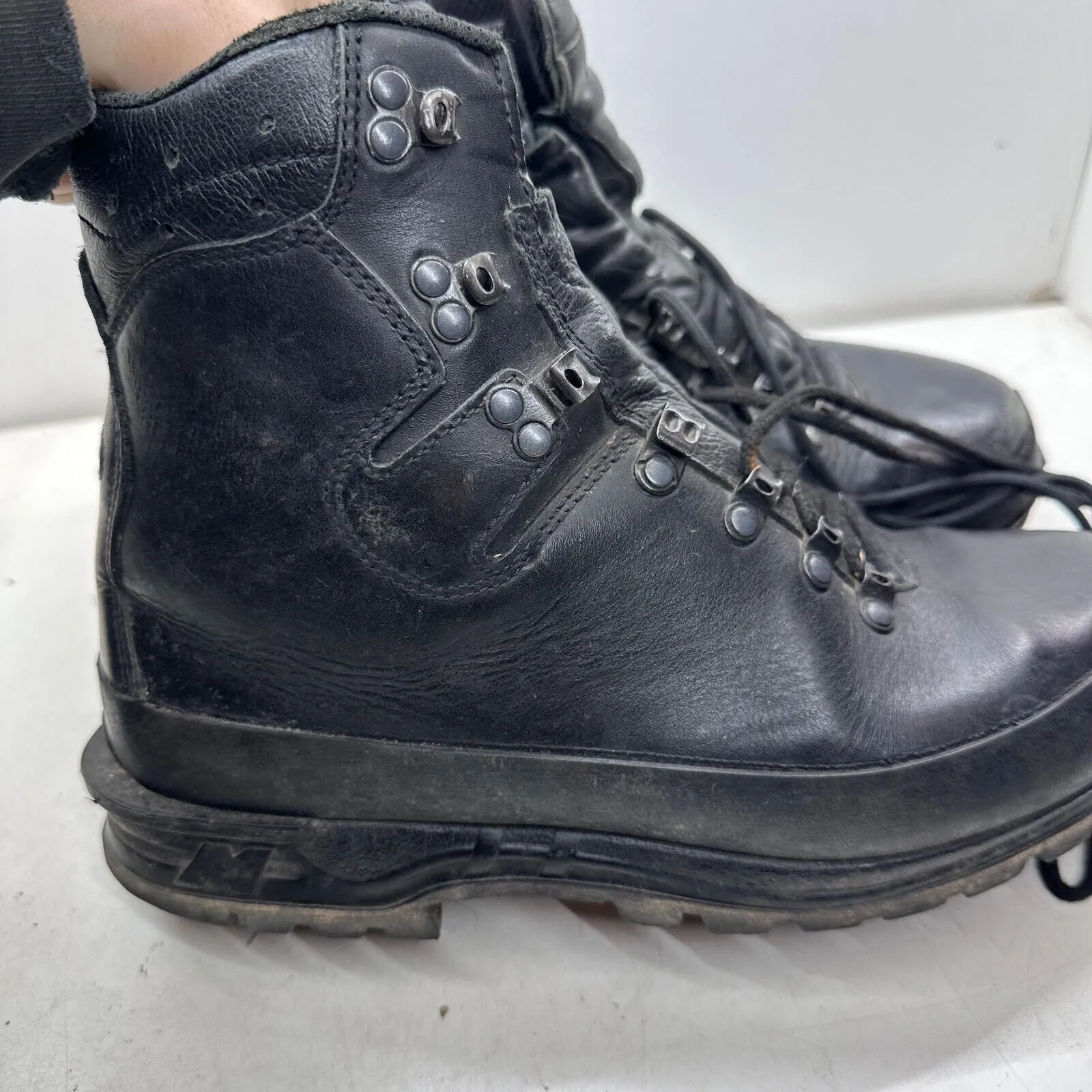 German Army Black Leather Army Heavy Duty Combat Boots - Size EU 43 UK 9