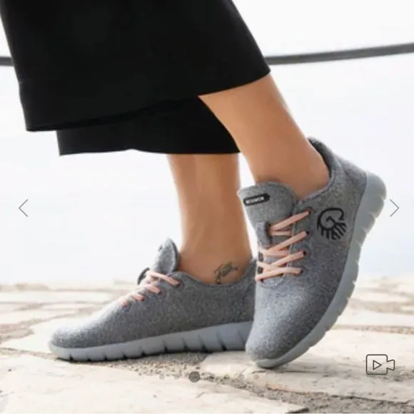 GIESSWEIN Merino Wool Runners Shoes Womens US 8 euro 39 Gray Athletic Lace Up