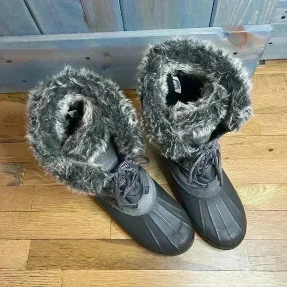 Gray Faux Fur Duck Boots Smith’s Size 11 Women’s Ski Shoes