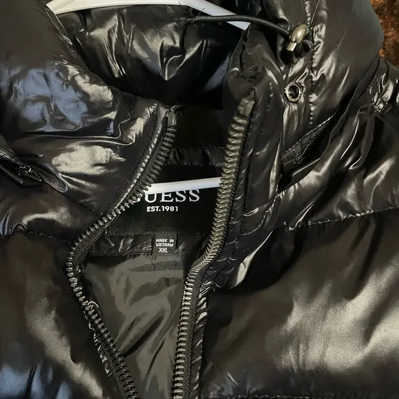 Guess shiny black puffer jacket