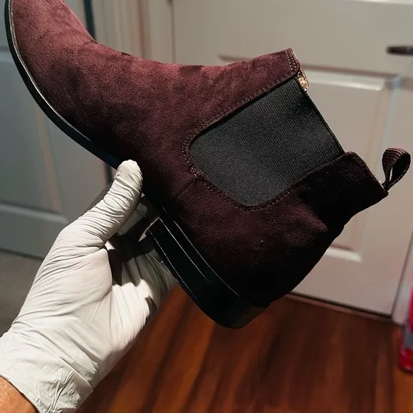 H&amp;M Chocolate Suede Chelsea Boots.