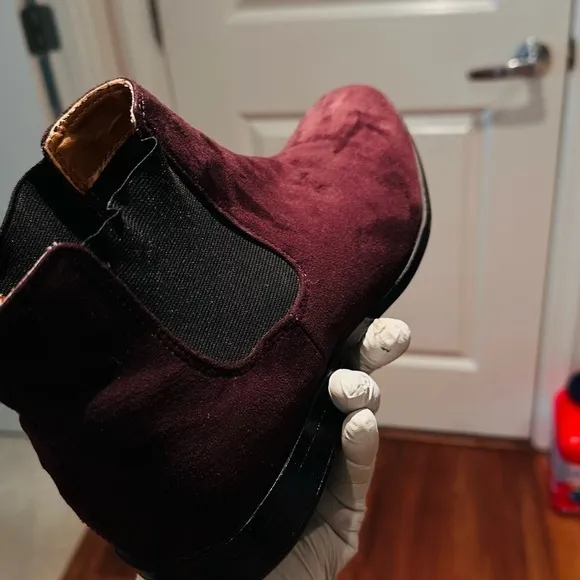 H&amp;M Chocolate Suede Chelsea Boots.