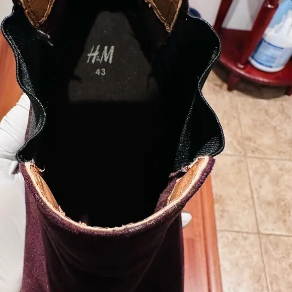 H&amp;M Chocolate Suede Chelsea Boots.