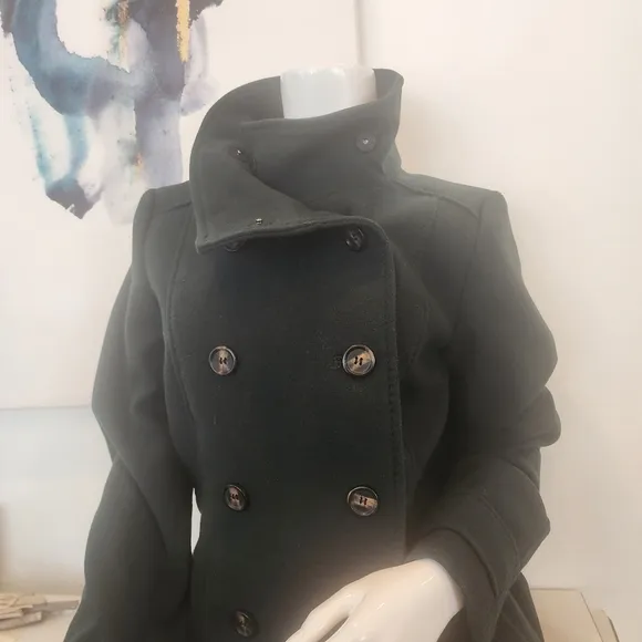 H&amp;M, NWTO BEAUTIFUL Womens size 12, green double breasted high neck collar Coat.