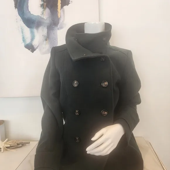 H&amp;M, NWTO BEAUTIFUL Womens size 12, green double breasted high neck collar Coat.