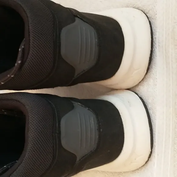 Helly Hansen Sneboo Sneaker Boot, Men's Size 9