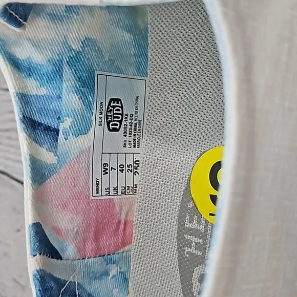 Hey Dude Wendy Women's Silk Moon Slip On Shoes Size 9