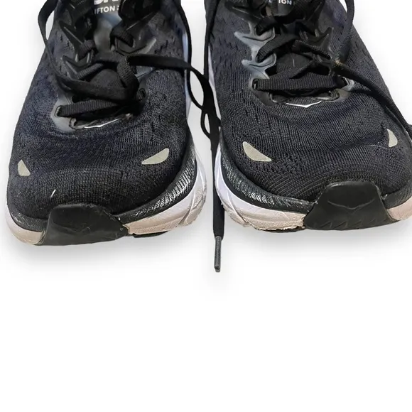 Hoka One One Clifton 8 Womens Size 6.5B Running Shoes Black White 1119394 BWHT