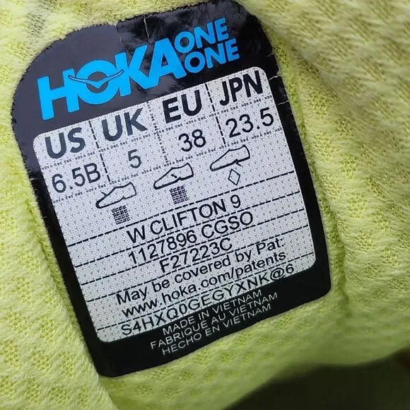 HOKA CLIFTON 9 - Womens Athletic Shoes - SIZE 6.5B ** Need New Insoles **