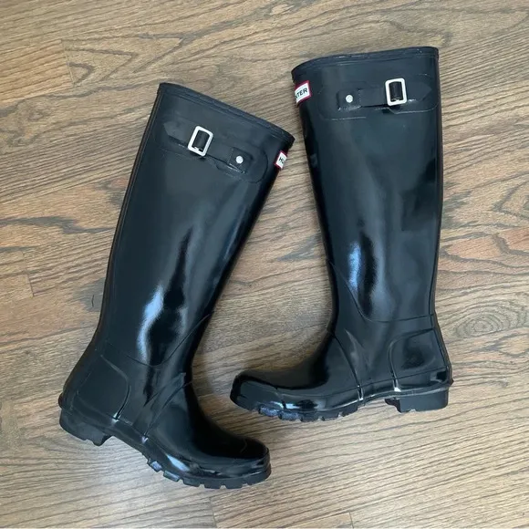 Hunter original gloss tall rain boots size M5 F6