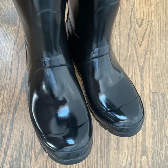 Hunter original gloss tall rain boots size M5 F6