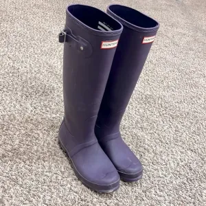 HUNTER original tall boots 💜