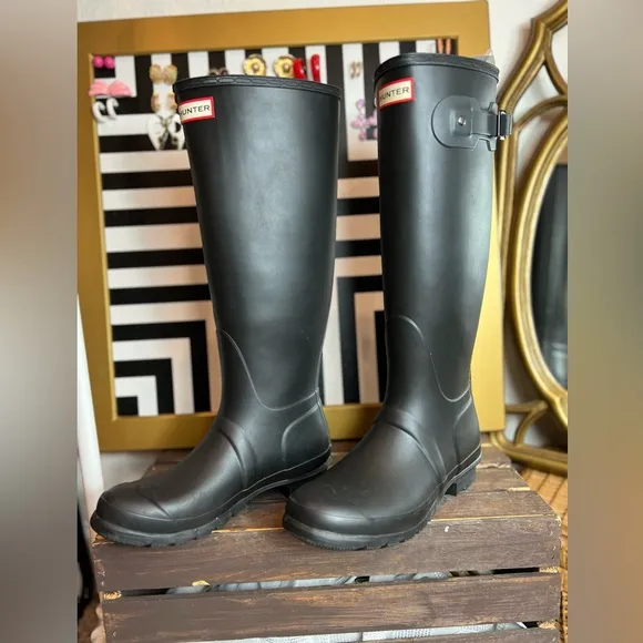 ✨HUNTER Original Tall Boots with Socks!