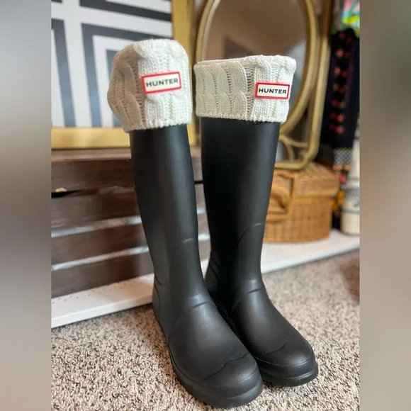 ✨HUNTER Original Tall Boots with Socks!