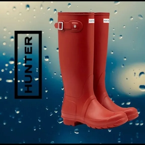 Hunter Original Tall Red Rain Boots NIB