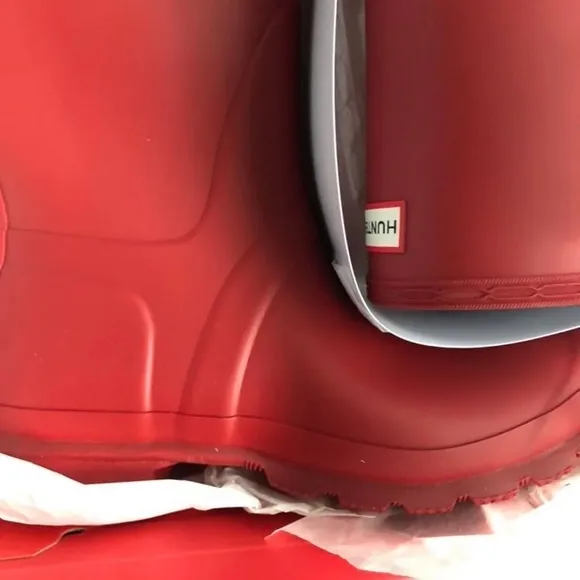 Hunter Original Tall Red Rain Boots NIB