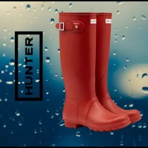 Hunter Original Tall Red Rain Boots NIB
