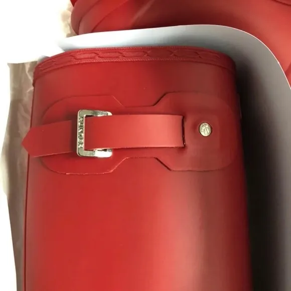 Hunter Original Tall Red Rain Boots NIB