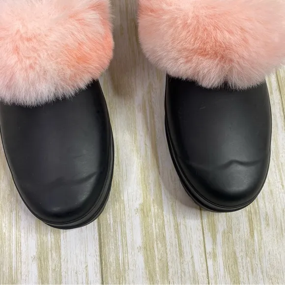Hunter Play Black Slip On Pink &amp; Blue Faux Fur Clogs