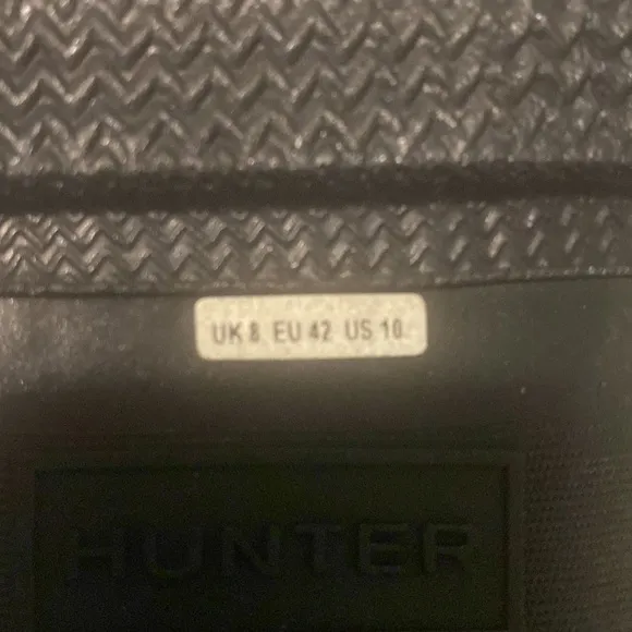 Hunter tall metallic black with hunter socks size 10