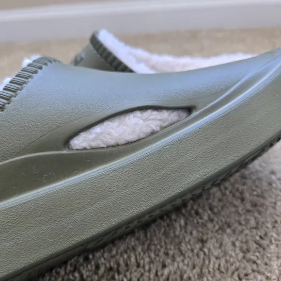 Hunter unisex in/out bloom algae foam insulated clog US 12