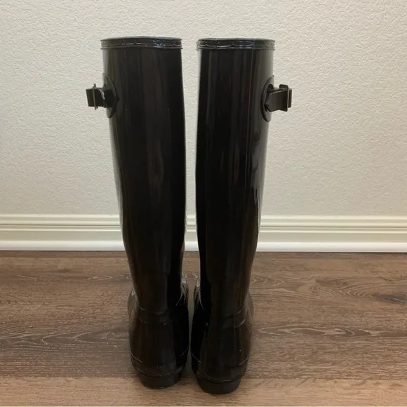Hunter Womens original black tall gloss rain boots 10