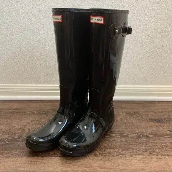 Hunter Womens original black tall gloss rain boots 10