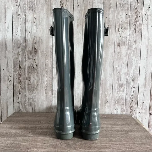 Hunter Women’s Tall Glossy Rain Boots