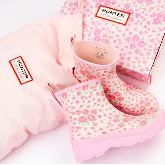 Hunter x LoveShackFancy Women’s PLAY Short Rose Heart Rain Boots size 6 7 8 9 10