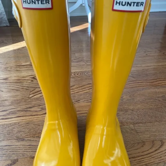 Hunter Yellow Rain Boots tall hunter rain boots girls size 5 women’s size 7