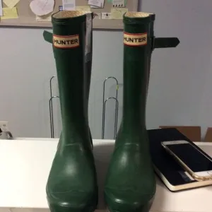 Hunter boots size 3M/4F VGUC