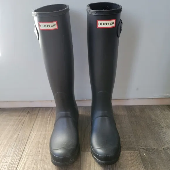 Hunter Women's Original Tall Rain Boots - 6