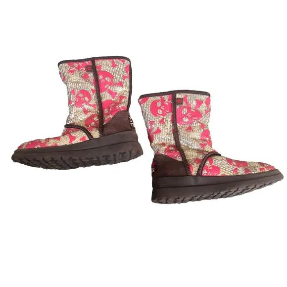 I Heart UGG Kisses Short Wedge Boot Sequins &amp; Skulls Boots Gold 5 36
