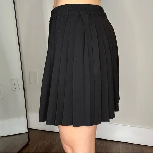 ISABEL MARANT Étoile Pleated Shorts - Black