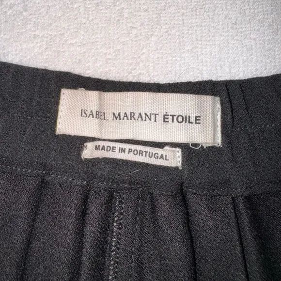 ISABEL MARANT Étoile Pleated Shorts - Black