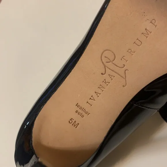 IVANKA TRUMP PEEP TOE BLACK HEELS PUMPS PATENT LEATHER SZ 5